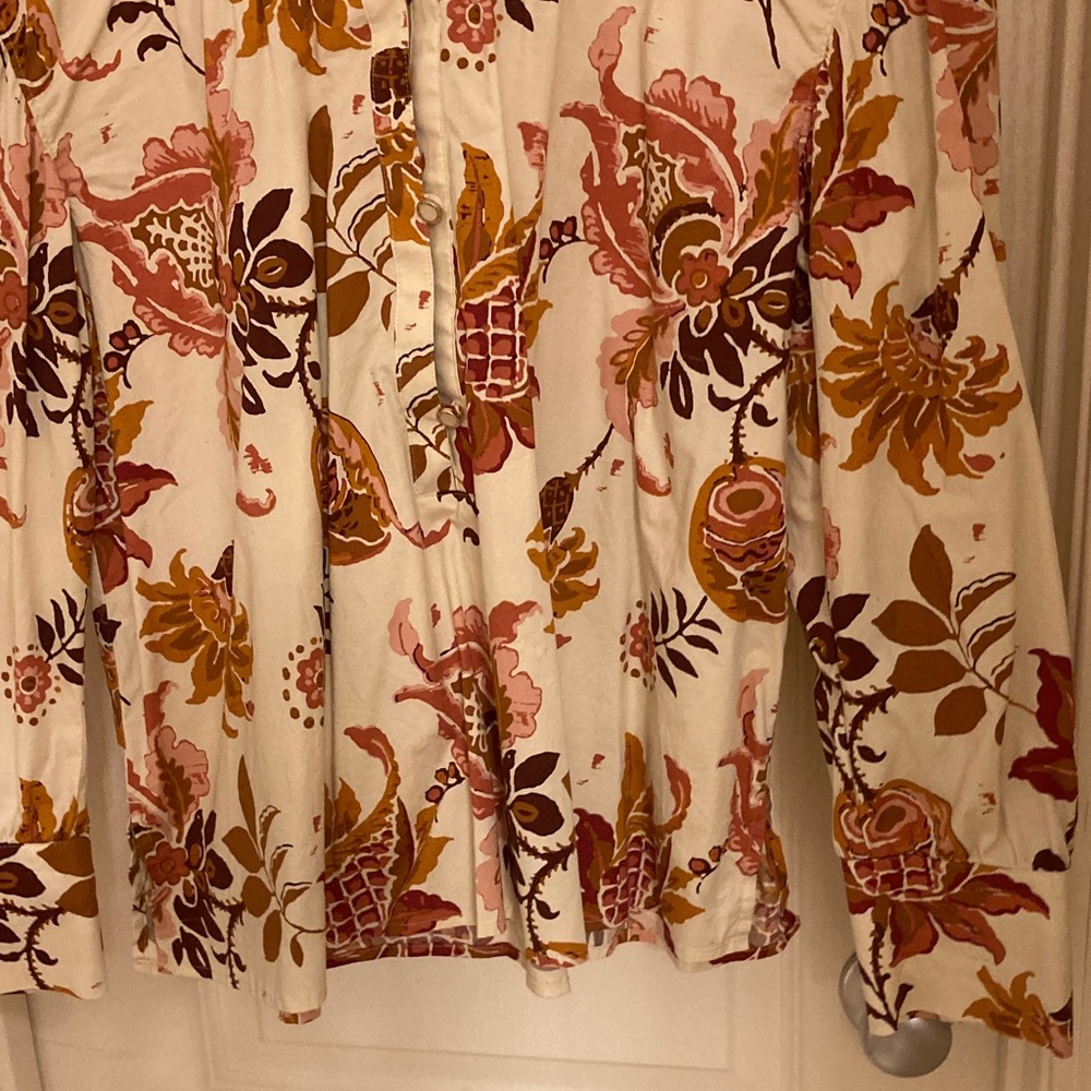 Floral Print Women's Blouse - Picture 4 of 13